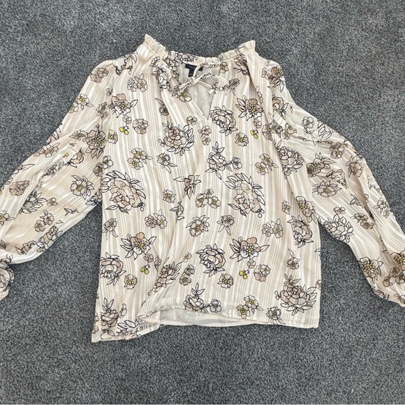 Ann Taylor Tops - Anne Taylor Gold Floral blouse